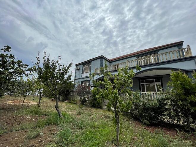5 otaqlı həyət evi/bağ evi - Novxanı q. - 400 m² (13)
