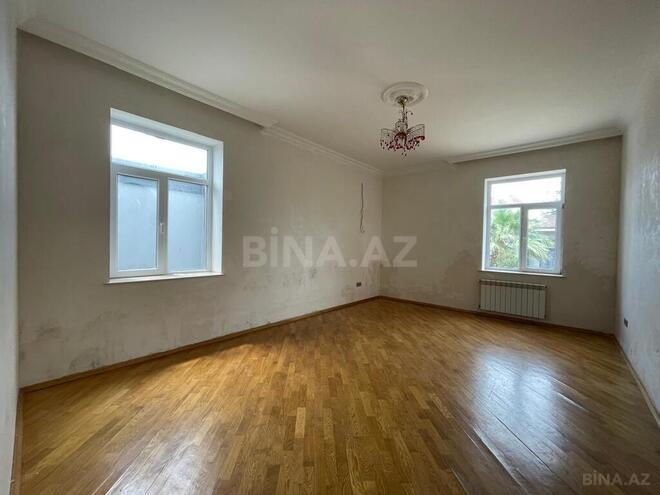 5 otaqlı həyət evi/bağ evi - Novxanı q. - 400 m² (20)