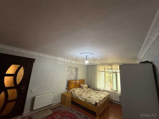 5 otaqlı həyət evi/bağ evi - Novxanı q. - 268.4 m² (3)