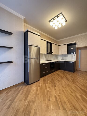 3 otaqlı yeni tikili - İnşaatçılar m. - 147 m² (3)
