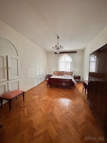 6 otaqlı həyət evi/bağ evi - Mərdəkan q. - 350 m² (20)