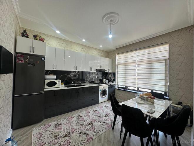 4 otaqlı həyət evi/bağ evi - Zabrat q. - 260 m² (7)
