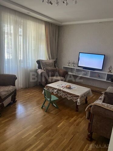 3 otaqlı köhnə tikili - 8 Noyabr m. - 80 m² (1)