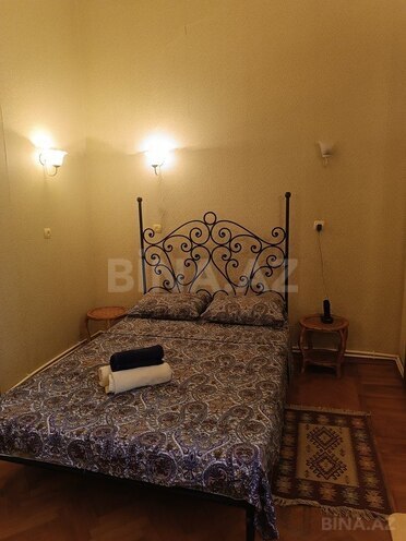2 otaqlı köhnə tikili - İçəri Şəhər m. - 50 m² (2)