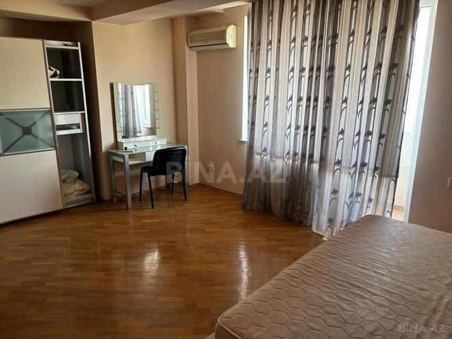 3 otaqlı yeni tikili - Elmlər Akademiyası m. - 150 m² (1)