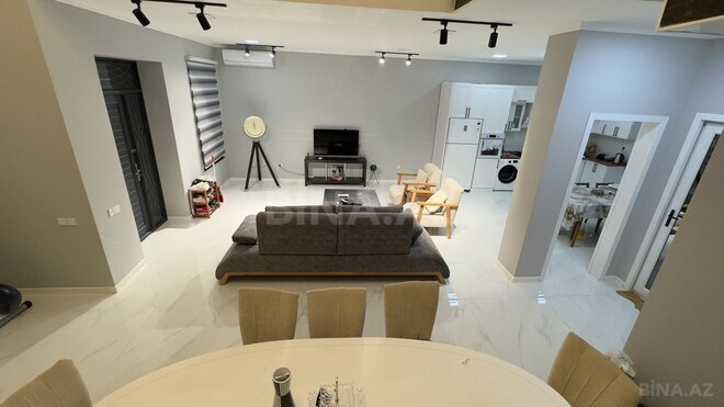 4 otaqlı həyət evi/bağ evi - Əhmədli q. - 240 m² (5)