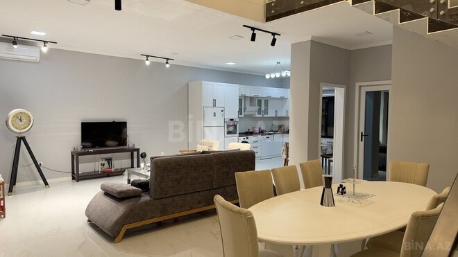 4 otaqlı həyət evi/bağ evi - Əhmədli q. - 240 m² (6)