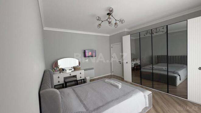 4 otaqlı həyət evi/bağ evi - Əhmədli q. - 240 m² (10)