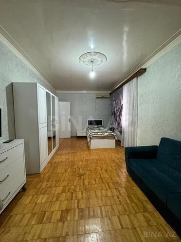 3 otaqlı köhnə tikili - Bakıxanov q. - 60 m² (2)