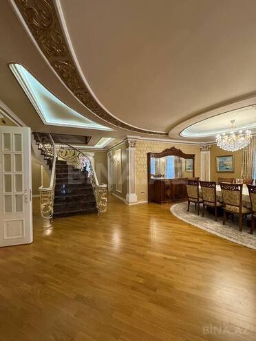 10 otaqlı həyət evi/bağ evi - Novxanı q. - 750 m² (7)