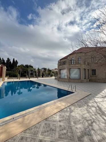 10 otaqlı həyət evi/bağ evi - Novxanı q. - 750 m² (3)