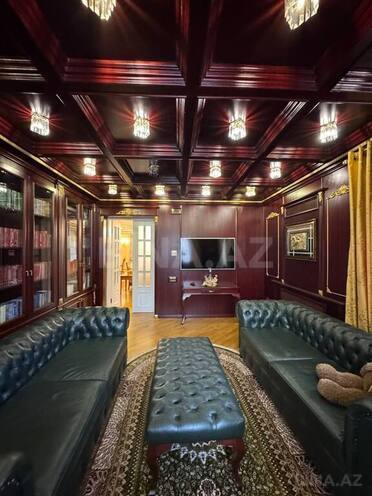 10 otaqlı həyət evi/bağ evi - Novxanı q. - 750 m² (11)