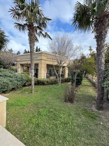 10 otaqlı həyət evi/bağ evi - Novxanı q. - 750 m² (29)