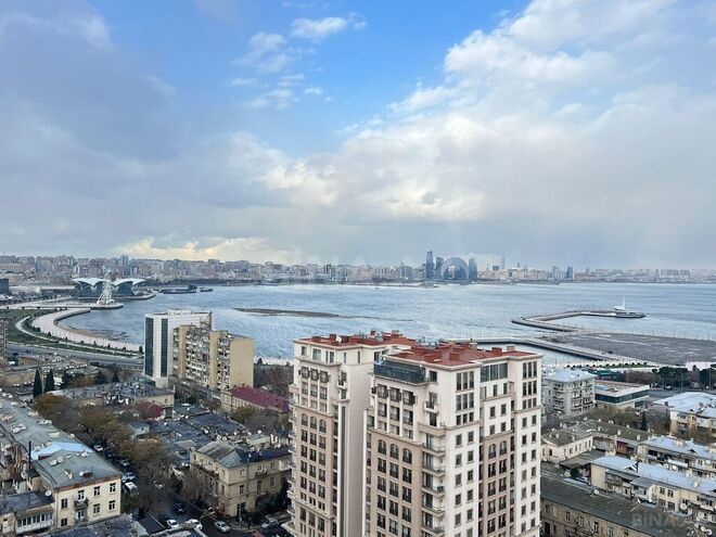 4 otaqlı yeni tikili - Bayıl q. - 178 m² (1)