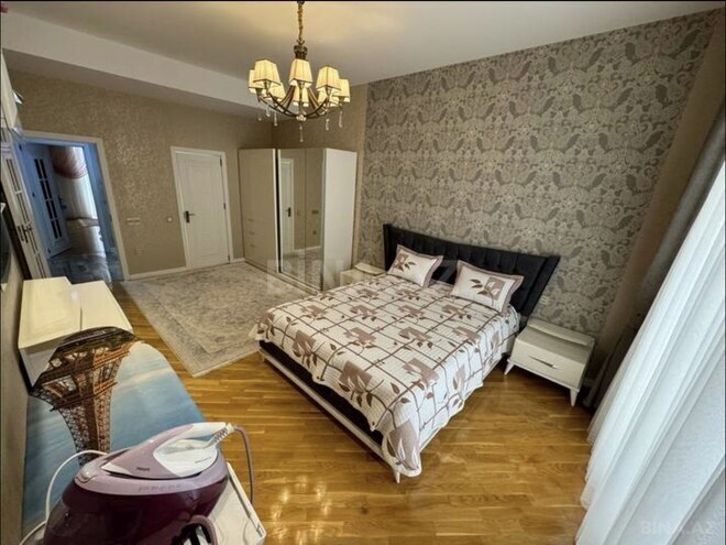 4 otaqlı yeni tikili - Şah İsmayıl Xətai m. - 209 m² (24)