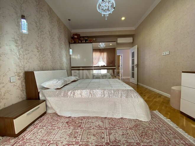 4 otaqlı yeni tikili - Şah İsmayıl Xətai m. - 209 m² (17)