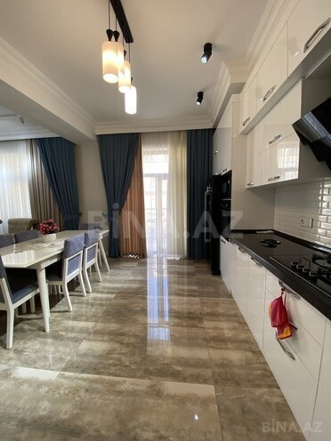 4 otaqlı yeni tikili - Şah İsmayıl Xətai m. - 209 m² (8)
