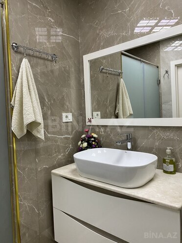 4 otaqlı yeni tikili - Şah İsmayıl Xətai m. - 209 m² (10)