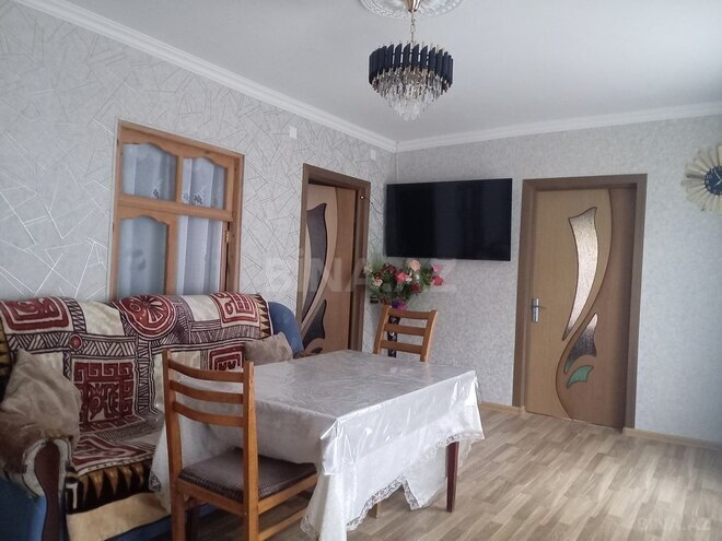 2 otaqlı həyət evi/bağ evi - Qax - 100 m² (1)