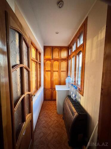 4 otaqlı köhnə tikili - Bakıxanov q. - 64 m² (24)