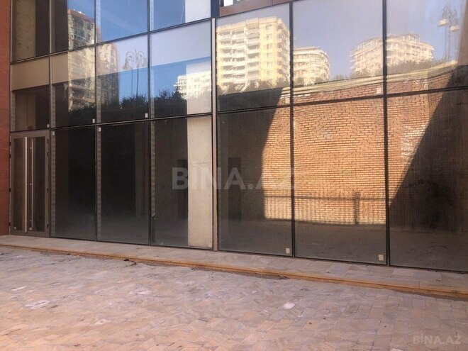 Obyekt - Elmlər Akademiyası m. - 2400 m² (8)