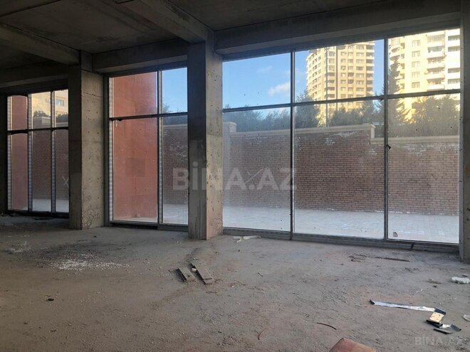 Obyekt - Elmlər Akademiyası m. - 2400 m² (16)