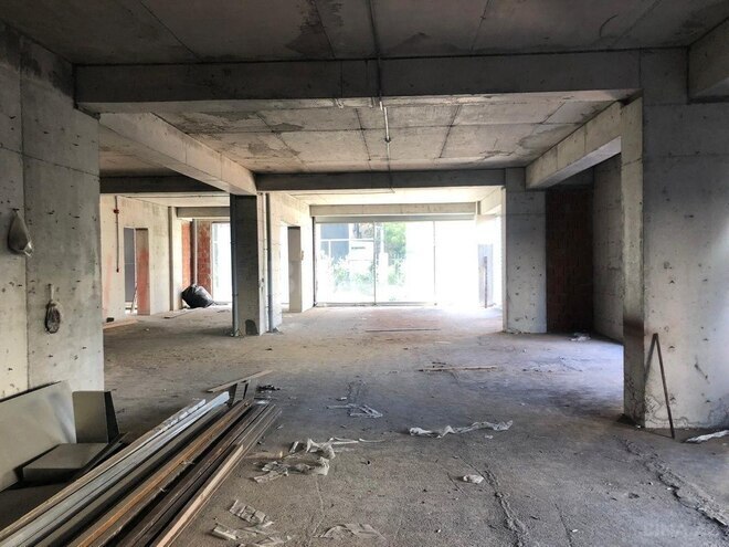 Obyekt - Elmlər Akademiyası m. - 2400 m² (24)