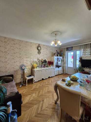 3 otaqlı köhnə tikili - Azadlıq Prospekti m. - 70 m² (1)