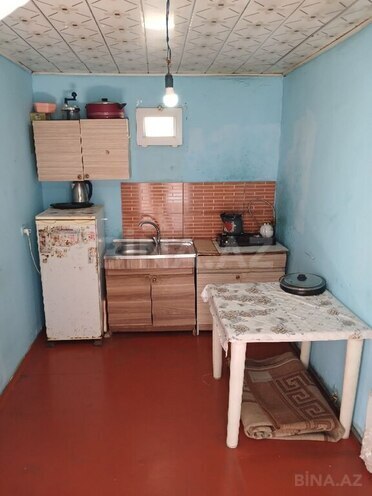 2 otaqlı həyət evi/bağ evi - Xocəsən q. - 70 m² (10)