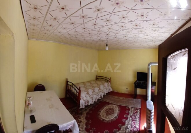 2 otaqlı həyət evi/bağ evi - Xocəsən q. - 70 m² (13)