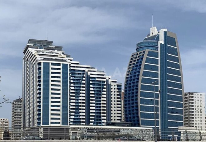 3 otaqlı yeni tikili - Şah İsmayıl Xətai m. - 220 m² (1)