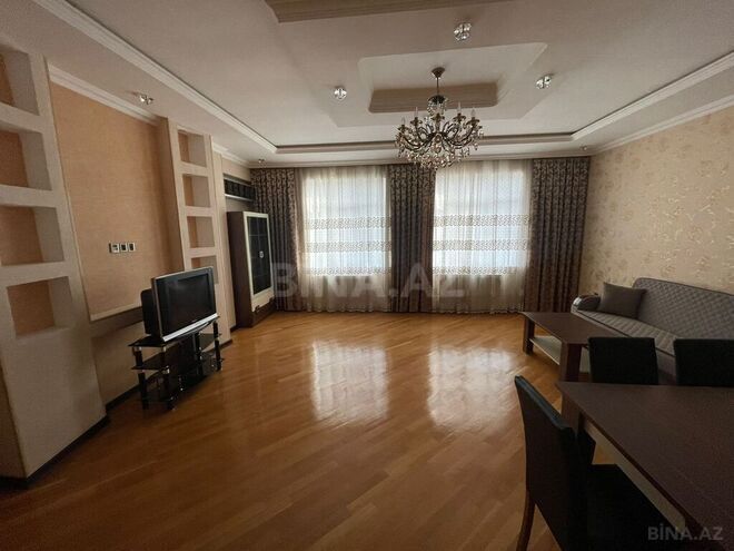 3 otaqlı yeni tikili - 20 Yanvar m. - 137 m² (3)