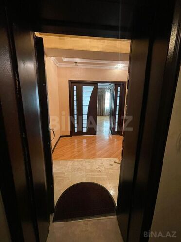 3 otaqlı yeni tikili - 20 Yanvar m. - 137 m² (14)
