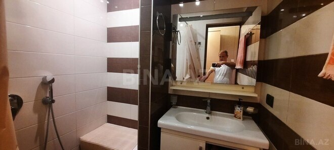 4 otaqlı köhnə tikili - Bakıxanov q. - 100 m² (24)