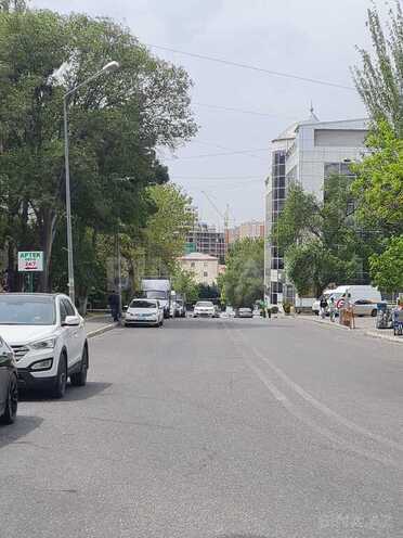 Obyekt - Nizami r. - 190 m² (9)