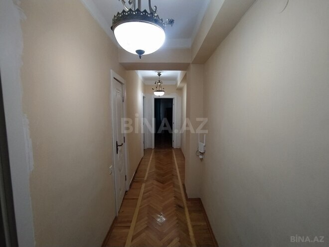 3 otaqlı köhnə tikili - İçəri Şəhər m. - 70 m² (23)