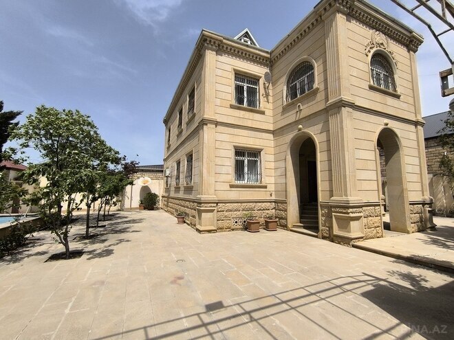 8 otaqlı həyət evi/bağ evi - Biləcəri q. - 300 m² (1)