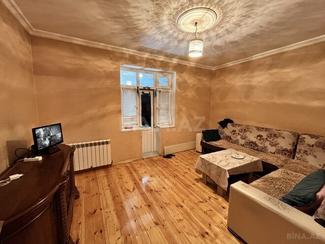 7 otaqlı həyət evi/bağ evi - Binəqədi q. - 240 m² (5)