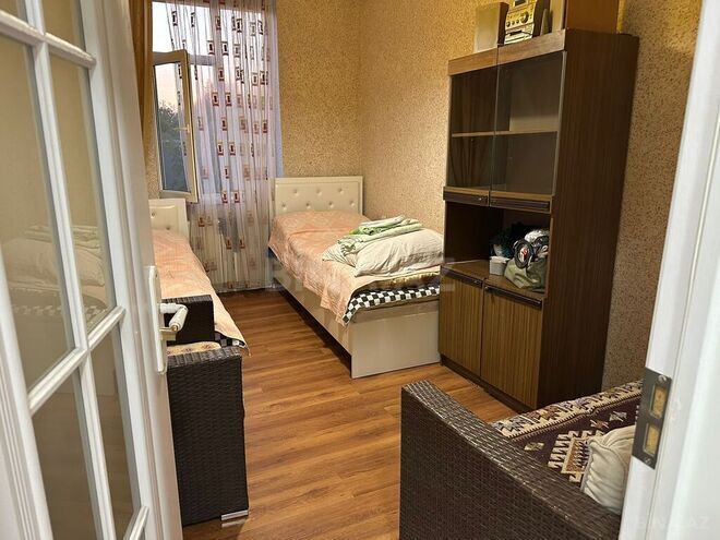 3 otaqlı həyət evi/bağ evi - Novxanı q. - 125 m² (29)