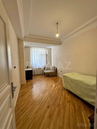 3 otaqlı yeni tikili - 8 Noyabr m. - 146 m² (13)