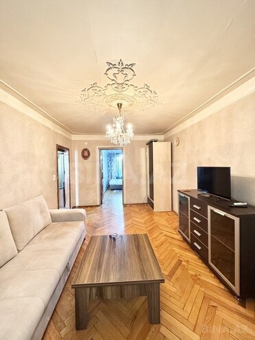 2 otaqlı köhnə tikili - İnşaatçılar m. - 60 m² (5)