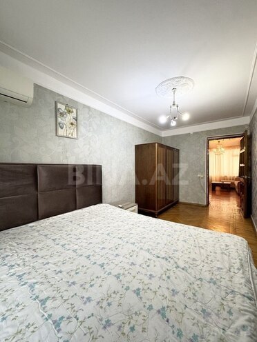 2 otaqlı köhnə tikili - İnşaatçılar m. - 60 m² (8)