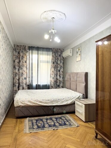 2 otaqlı köhnə tikili - İnşaatçılar m. - 60 m² (7)