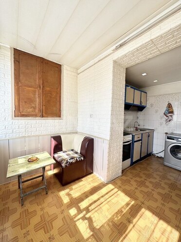 2 otaqlı köhnə tikili - İnşaatçılar m. - 60 m² (13)