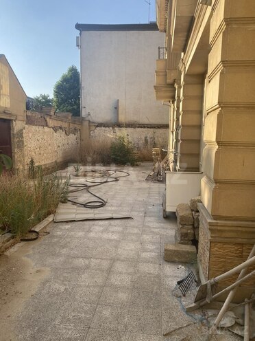 7 otaqlı həyət evi/bağ evi - Gənclik m. - 550 m² (7)