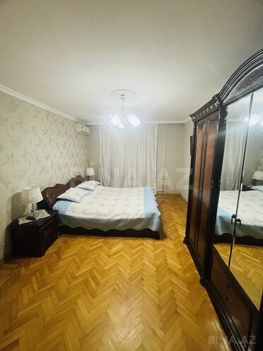 3 otaqlı köhnə tikili - İnşaatçılar m. - 70 m² (4)