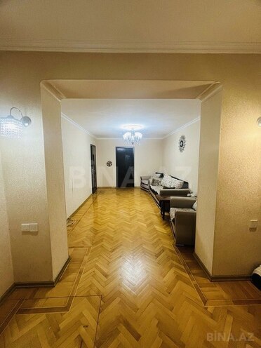 3 otaqlı köhnə tikili - İnşaatçılar m. - 70 m² (2)