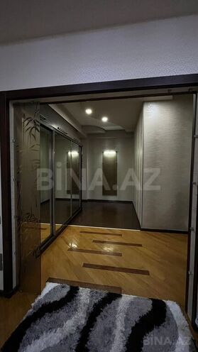 3 otaqlı yeni tikili - 8 Noyabr m. - 125 m² (15)