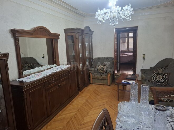 3 otaqlı köhnə tikili - Qara Qarayev m. - 82 m² (6)