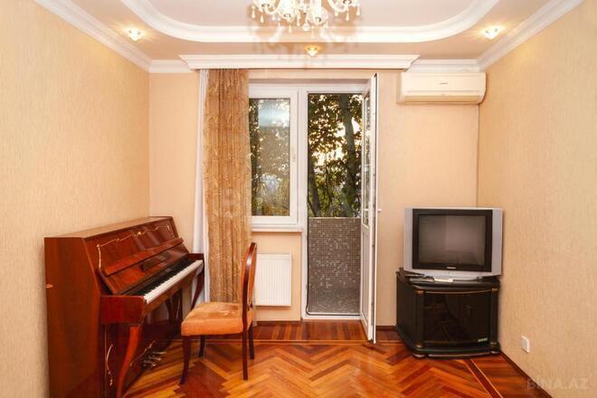 4 otaqlı köhnə tikili - İçəri Şəhər m. - 85 m² (24)
